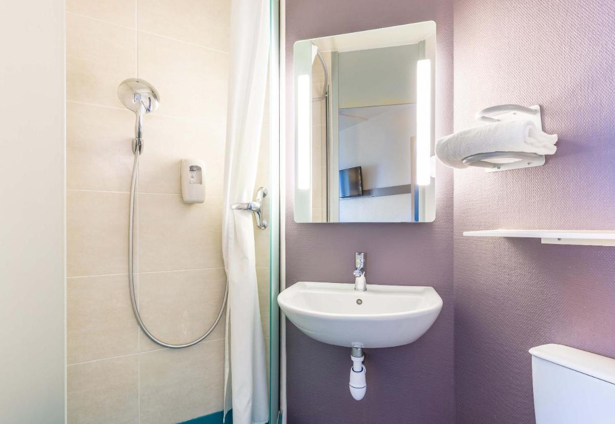 B&B HOTEL Tours Nord 2 La petite Arche - Housity