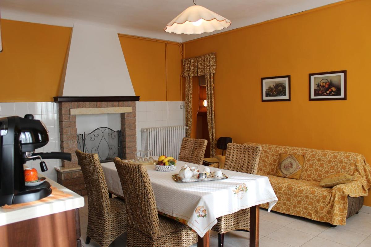 Cascina Fietta - Wine Dreams Apartments - Housity