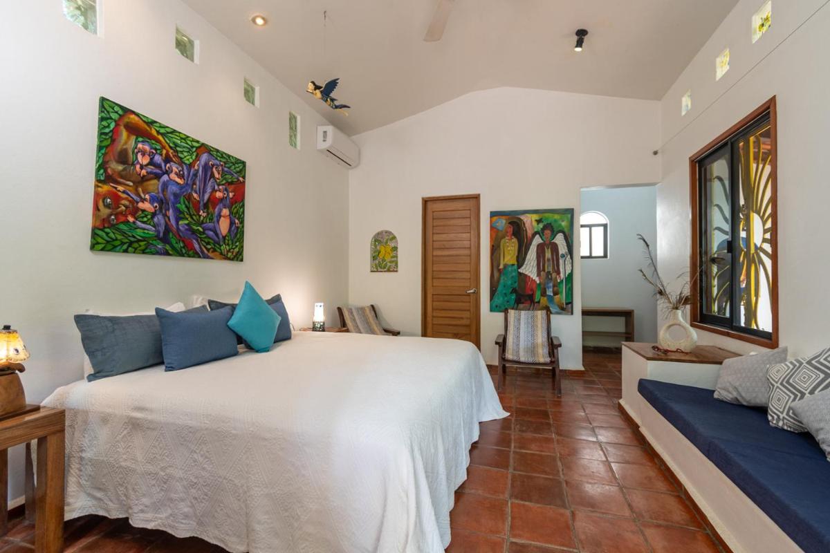 Hotel Villa Mozart y Macondo - Housity