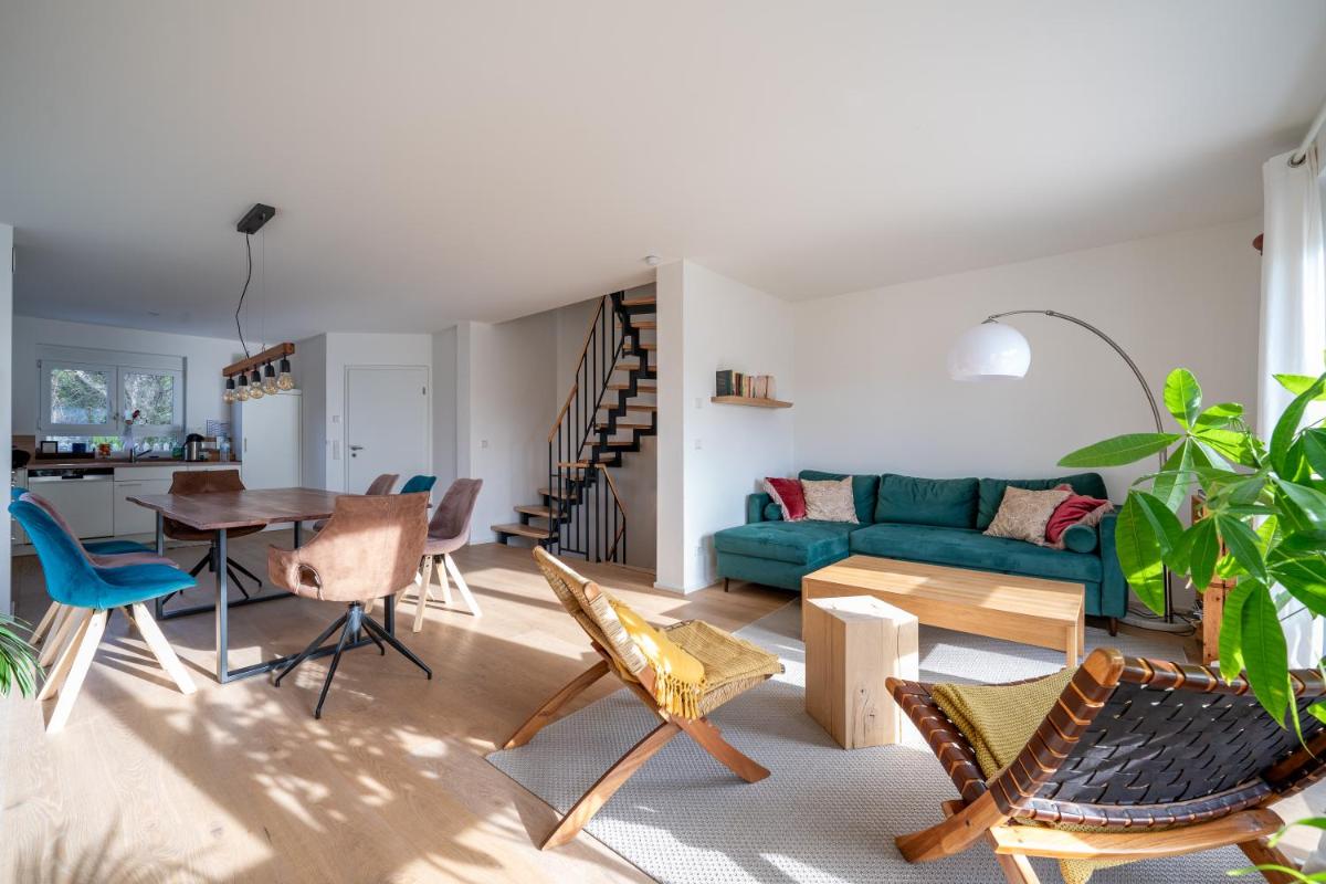 LIBORIA: Stylisches Haus; Sauna ; 4min zum See - Housity