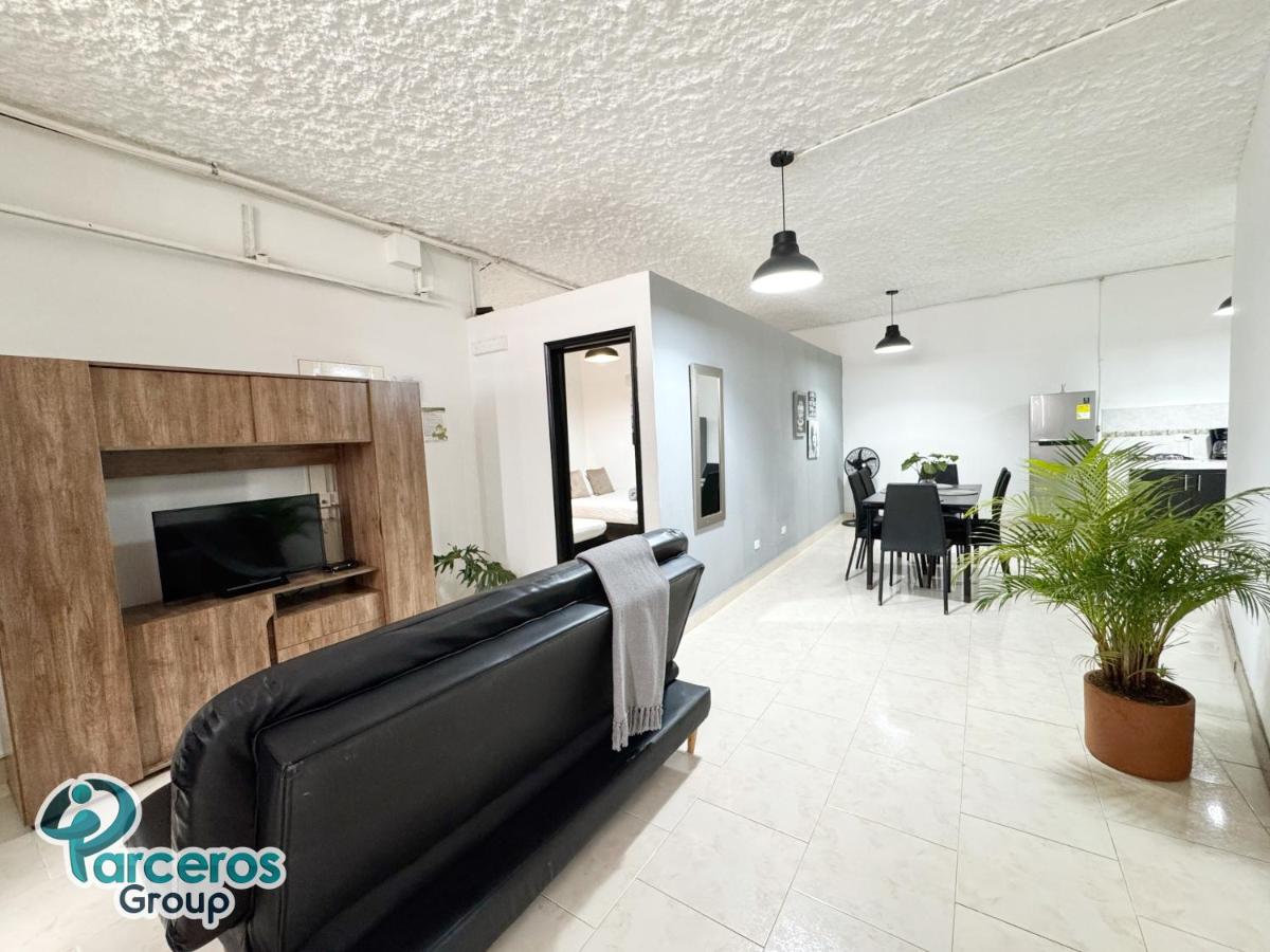 Apartamento En La Circunvalar Por Parceros Group - Hizvo