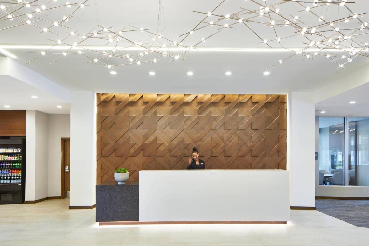 AC Hotel by Marriott Tuscaloosa Downtown - Housity