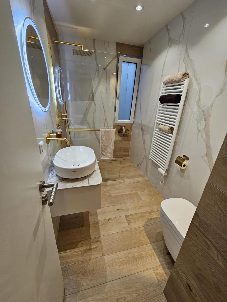 Zu Gast im Goldparadies, Ferienwohnung - Housity