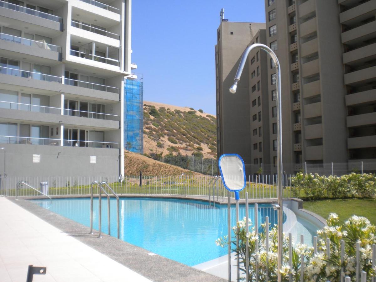 Pacific Blue - Housity