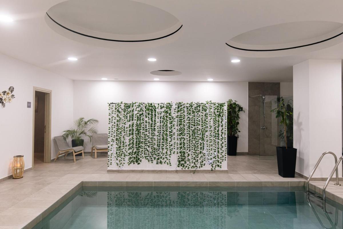 Caramela Luxury Apts - Housity