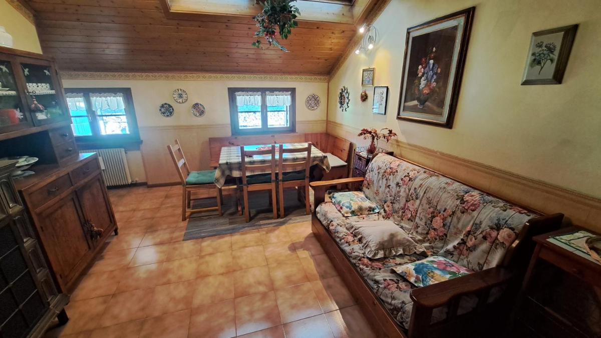 Piccola mansarda nelle Dolomiti - Housity