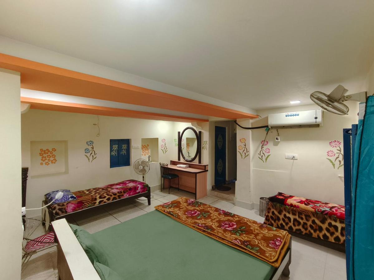 Shivam Guest House - Housity