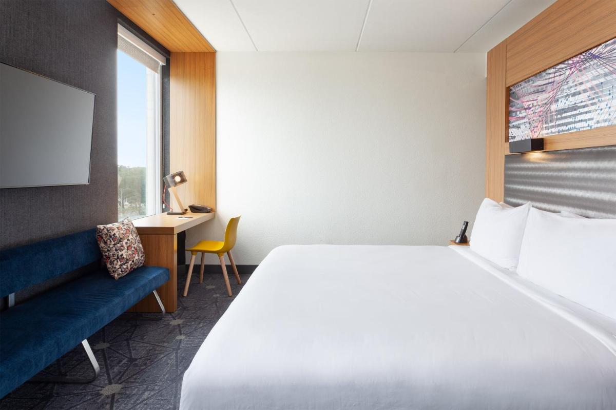 Aloft Jacksonville Tapestry Park - Housity