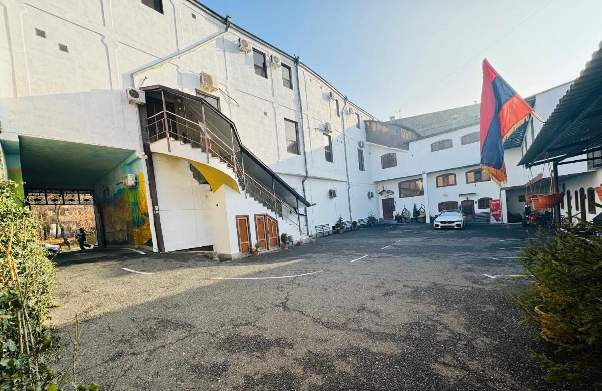 ALEM Hotel - Hizvo