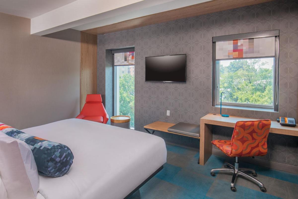 Aloft by Marriott New York LaGuardia Airport - Housity