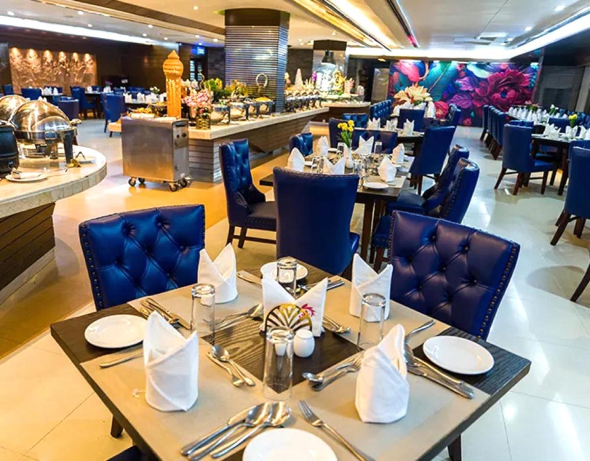 FARS Hotel & Resorts - BAR-Buffet-Pool-SPA - Housity