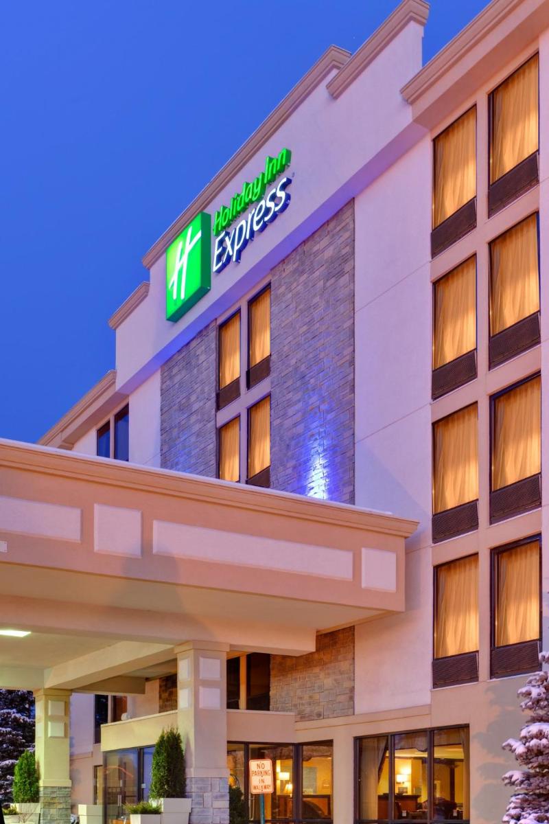 Holiday Inn Express Flint-Campus Area, an IHG Hotel - Housity