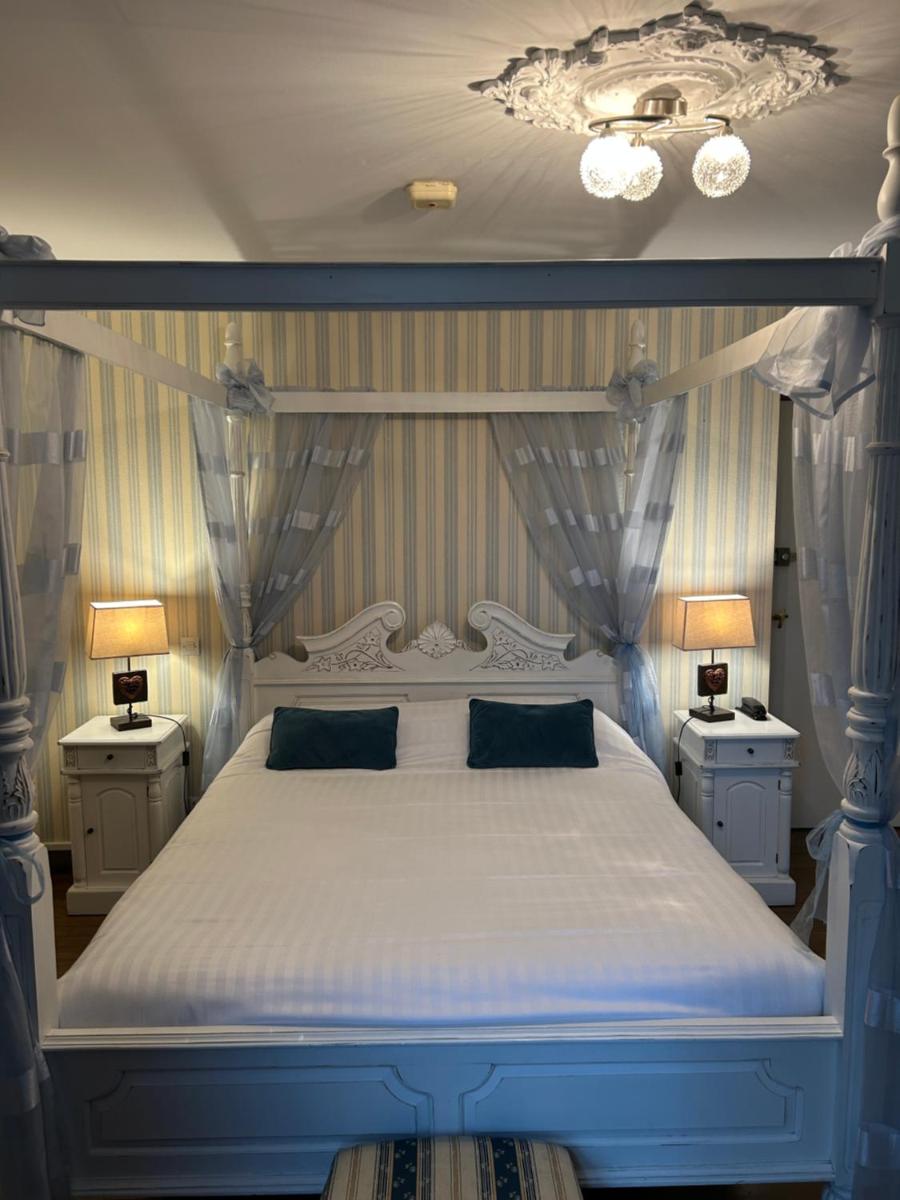 Hotel De La Loire - Housity