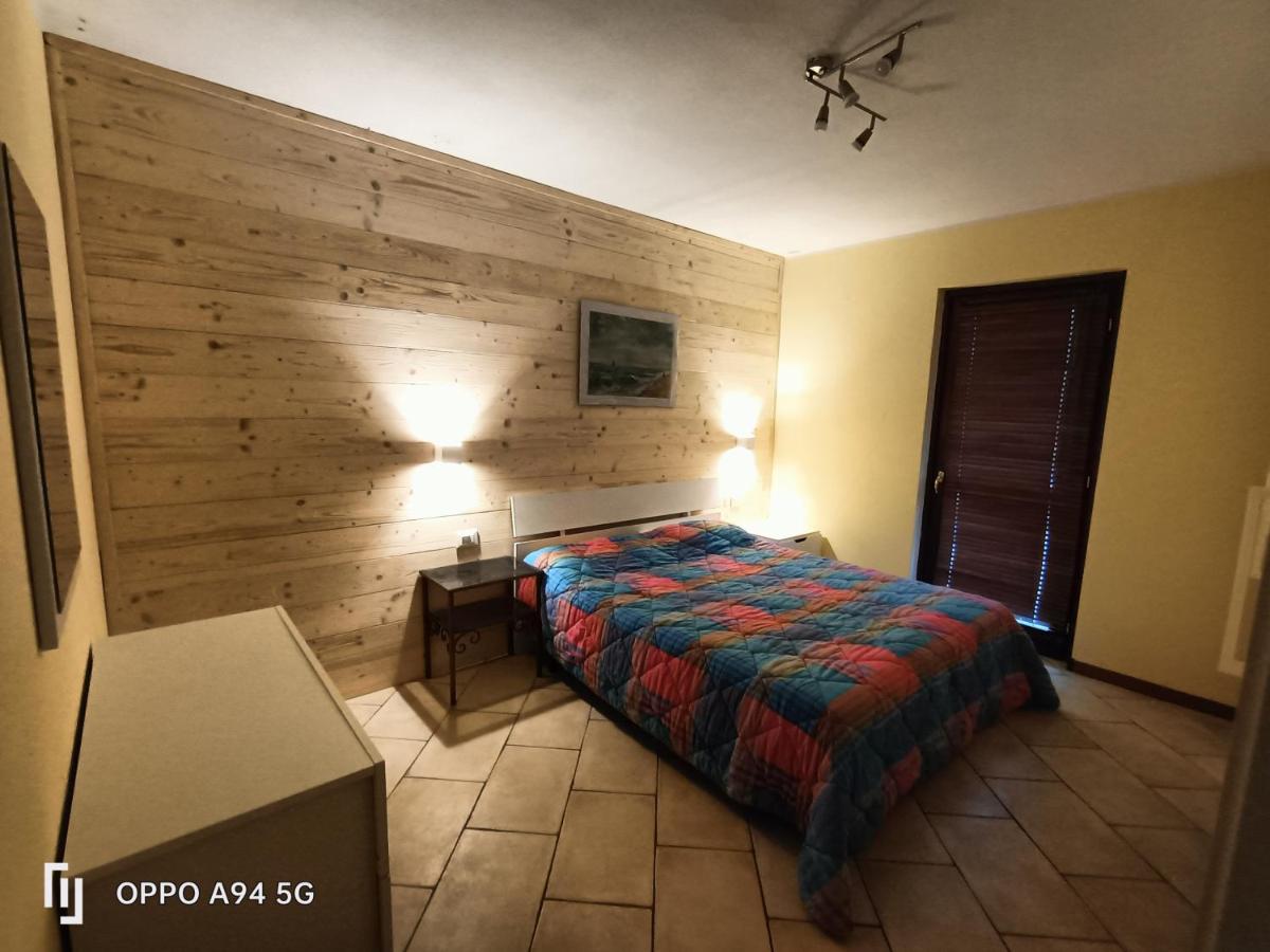 Chateau - Housity
