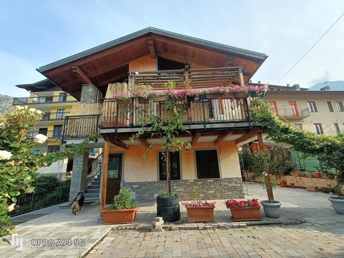 Chateau - Housity