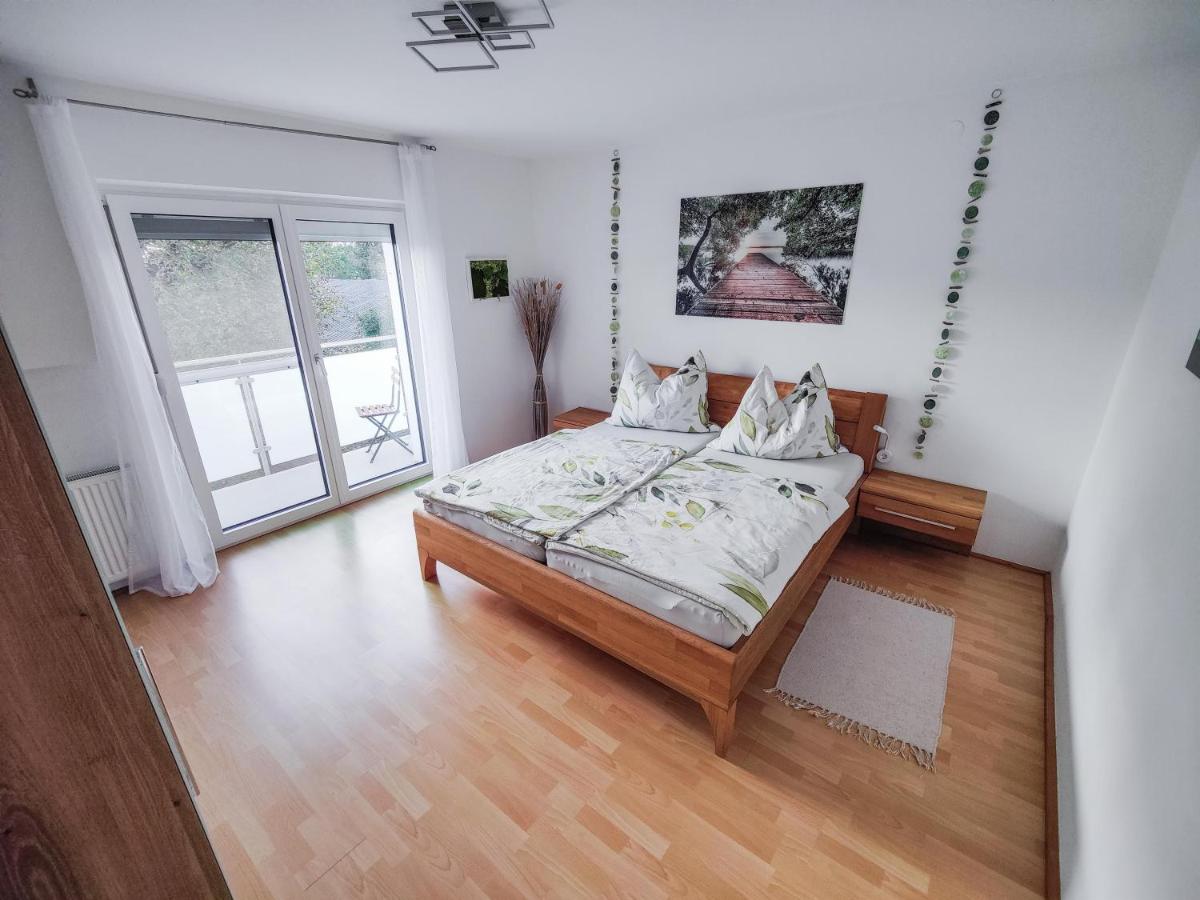 Ferienwohnung Nussbaumblick - Housity