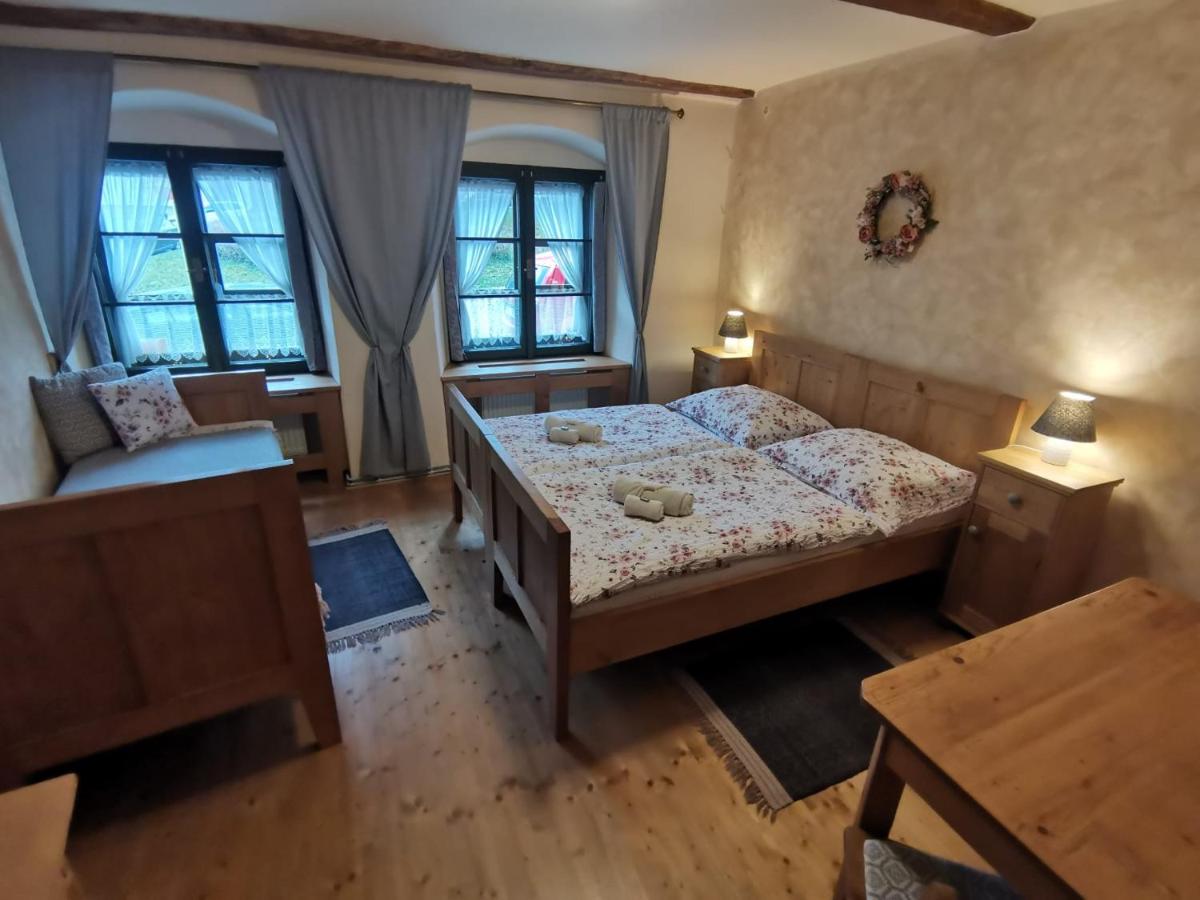 Světnice U Koudelníka - Housity