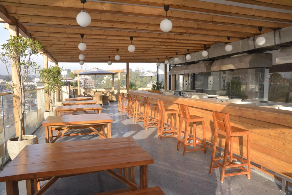 Suitetrails - Grand Plaza Lords Inn Jammu
