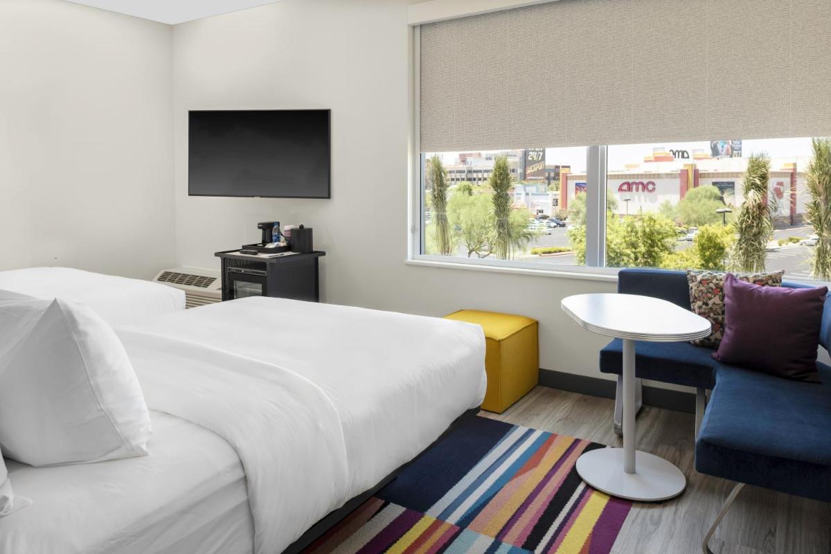 Aloft Glendale at Westgate - Housity
