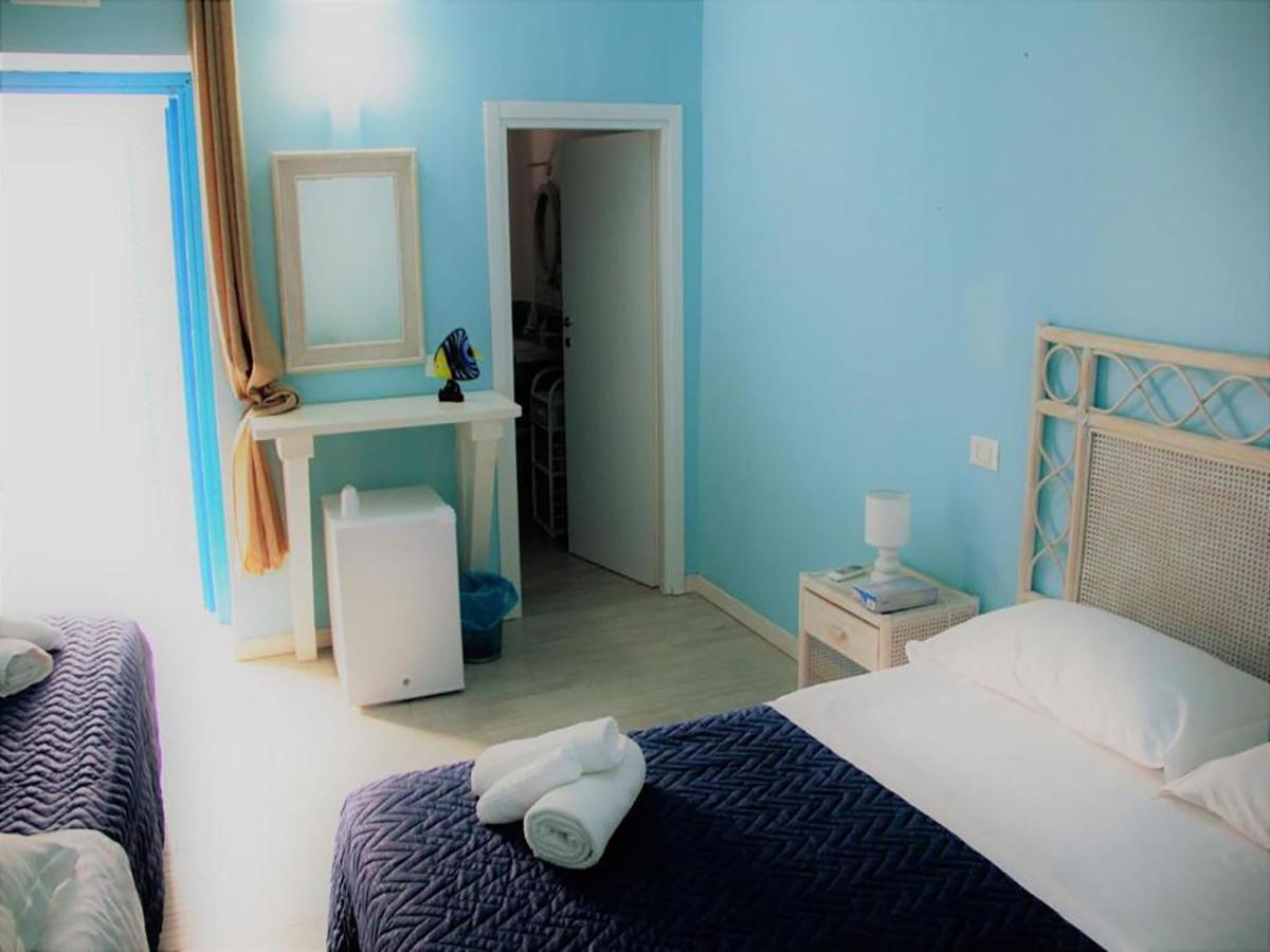 Double room, air conditioning, bathroom, in the center of Tropea Calabria n6784 - Housity