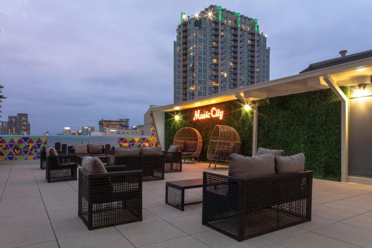 Aloft Nashville West End - Housity