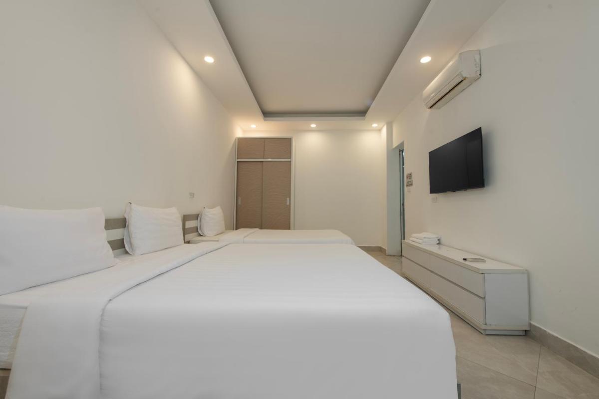 Lakeside House Hanoi - Housity