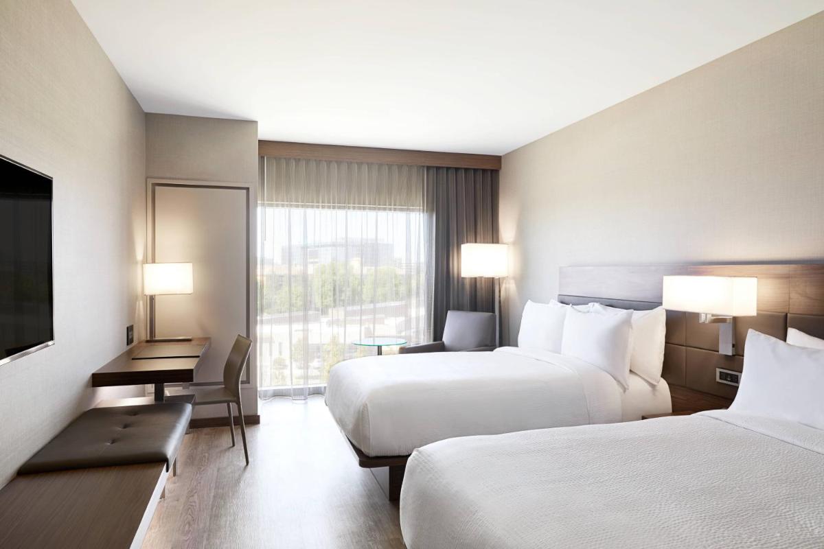 AC Hotel by Marriott Irvine - Housity