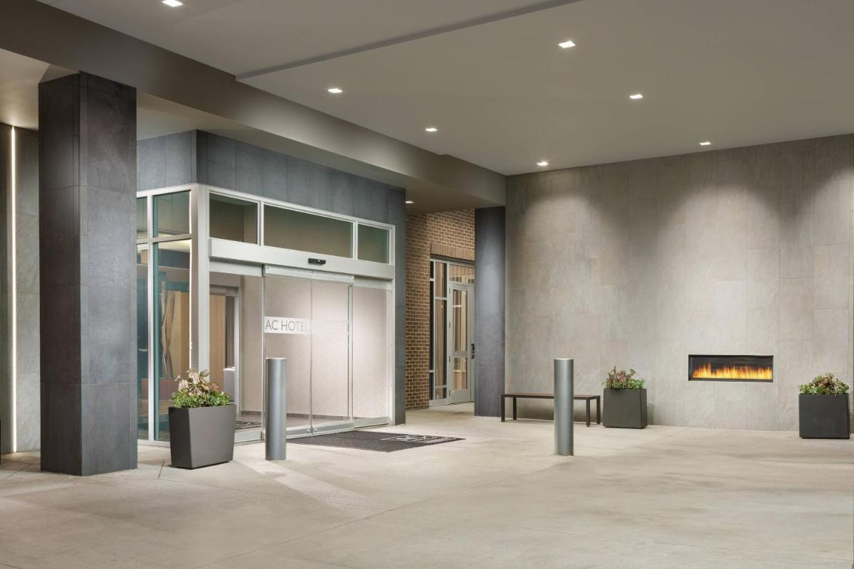 AC Hotel by Marriott Chapel Hill Downtown - Housity