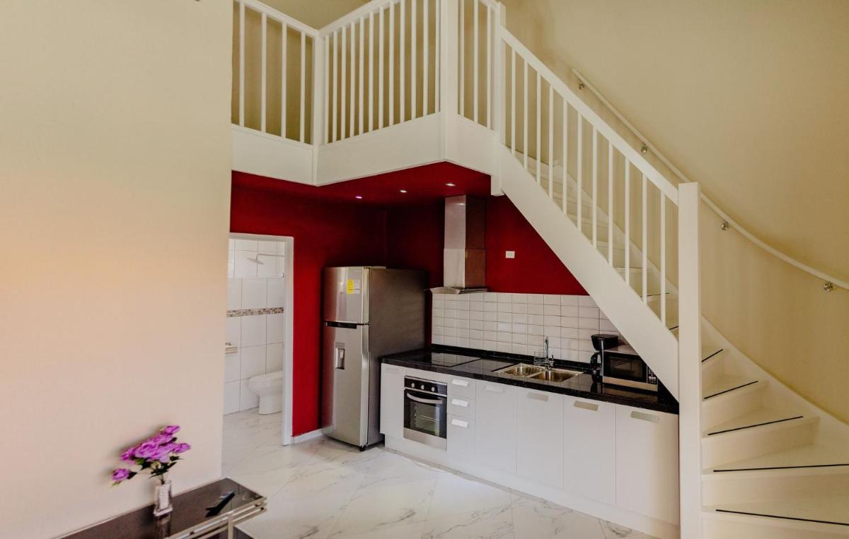 Gorgeous 2-bedroom apartment 2 km from Eagle beach - Housity