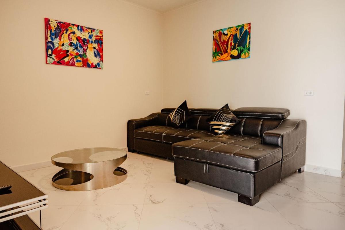 Best quality 2-bedroom apartment 2 km from Eagle beach - Housity