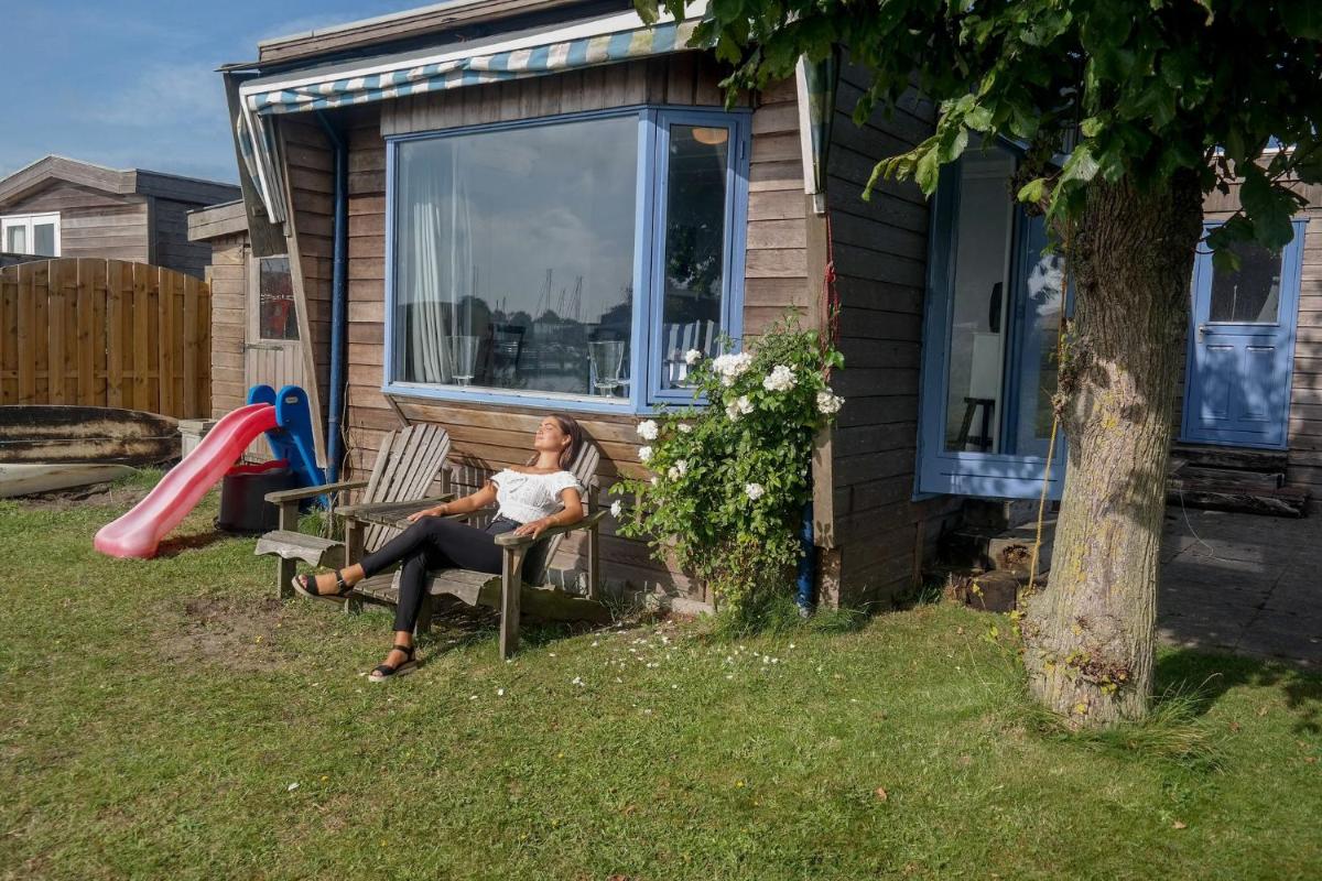 8 pers. Holiday home Carla in front of the Lauwersmeer - Housity
