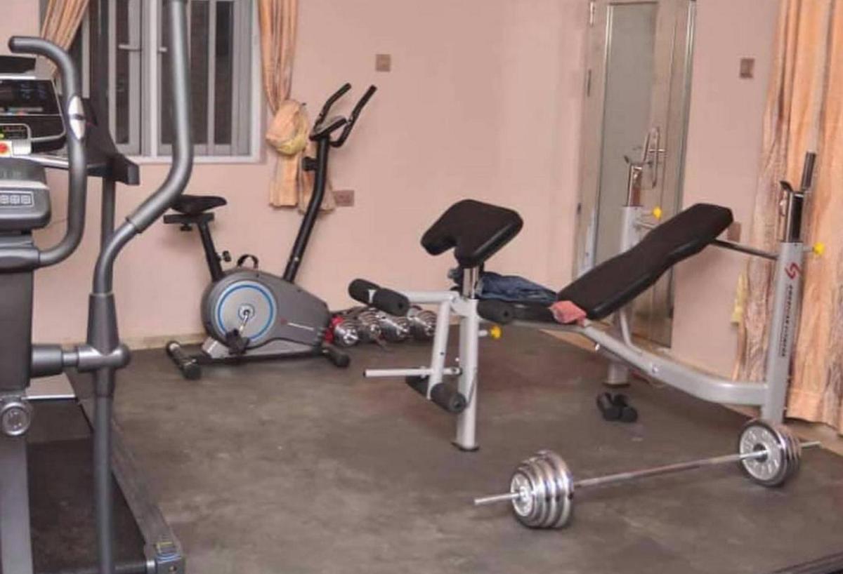 Room in Lodge - Seth Hotel Asaba - Housity