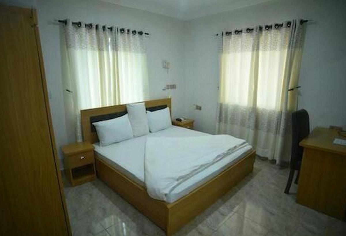 Room in Lodge - Seth Hotel Asaba - Housity