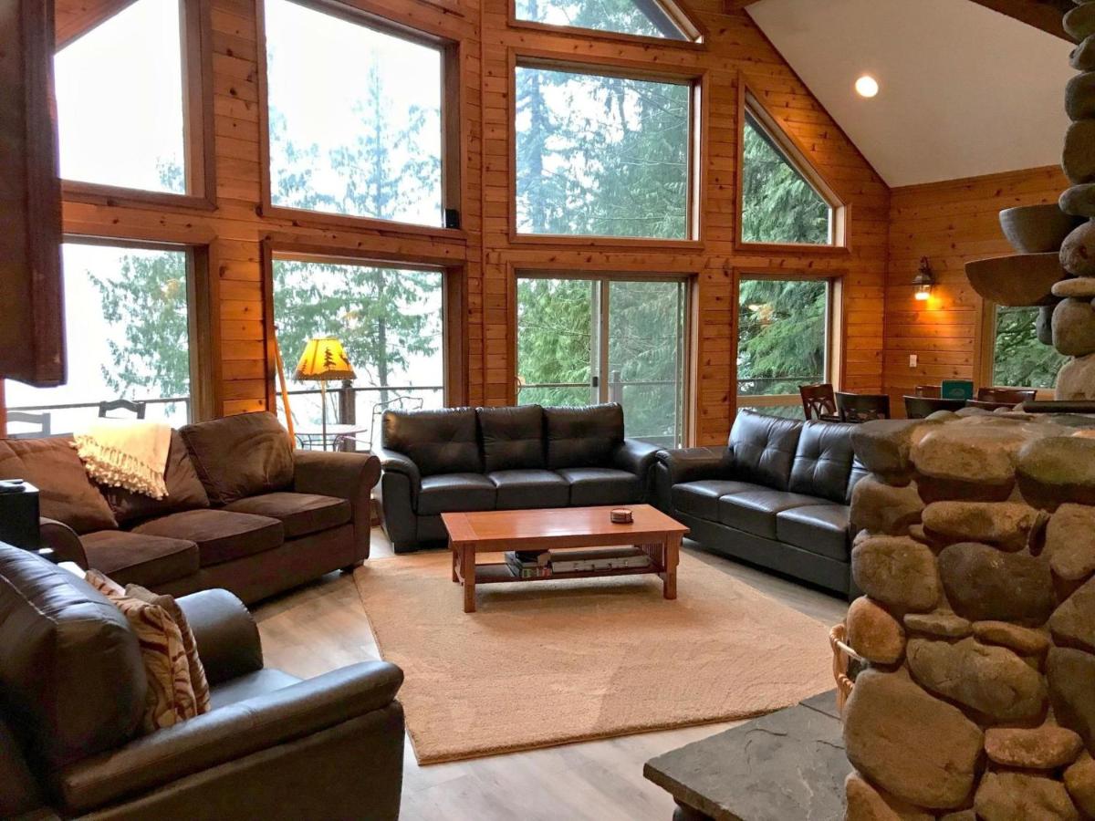 Silver Lake #7 - Unsurpassed lakefront views from this spectacular pet-friendly - Housity