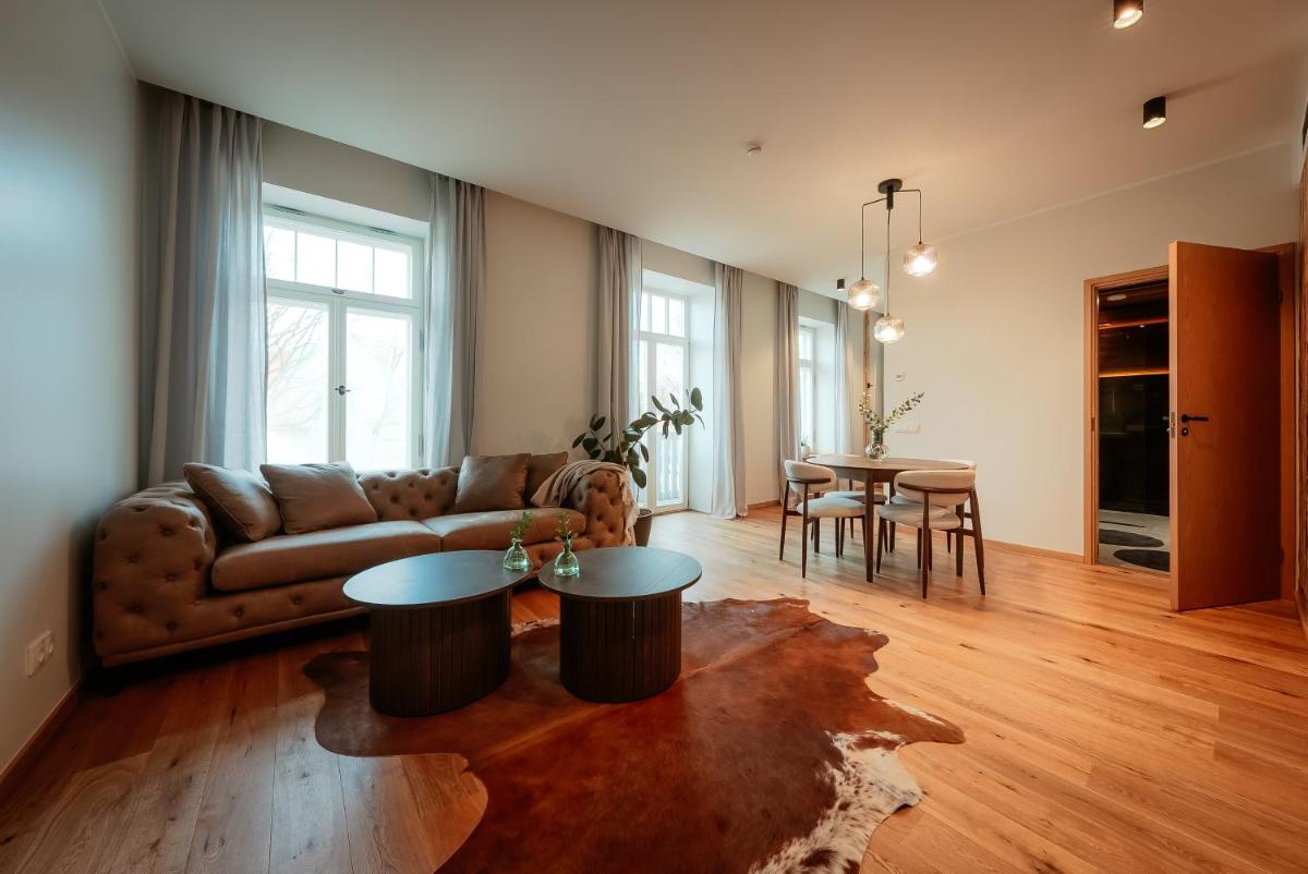 Freinholdi Maja külaliskorter 2 - balcony and SAUNA - Housity