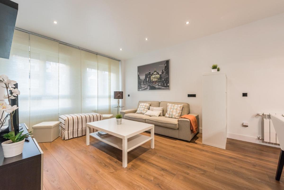 Puerta Del Sol 3WC - Housity