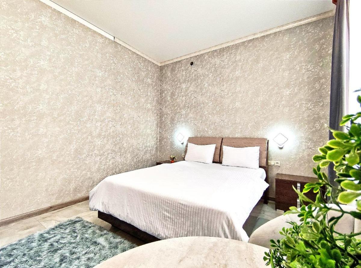 Varaga Ojakh - Housity