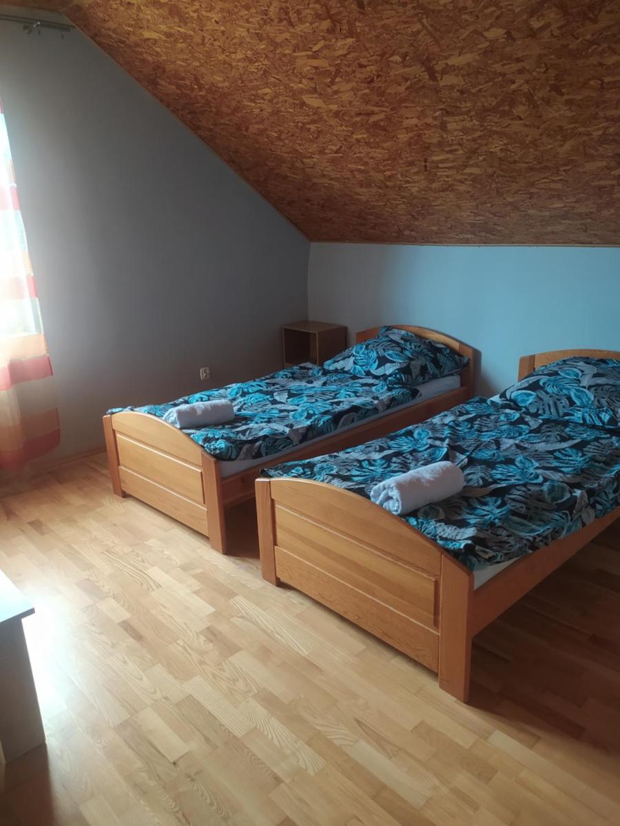Pokoje na Krótkiej AJA - Housity
