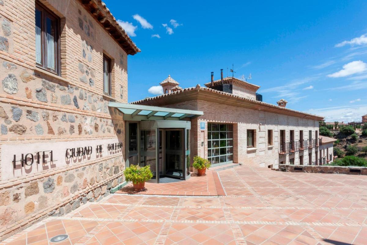 AC Hotel Ciudad de Toledo by Marriott - Housity