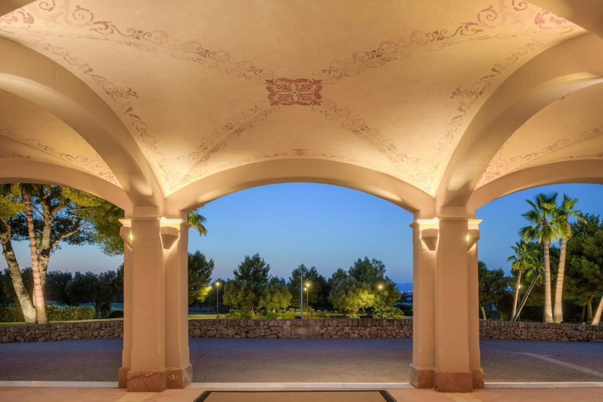 Imagen de la galería de Hacienda Son Antem Golf Resort, Autograph Collection, en Llucmajor