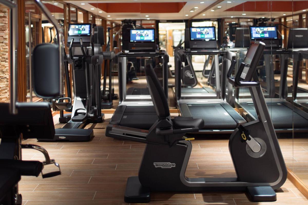 Salle ou équipements de sports de l'établissement Renaissance Paris Republique Hotel & Spa