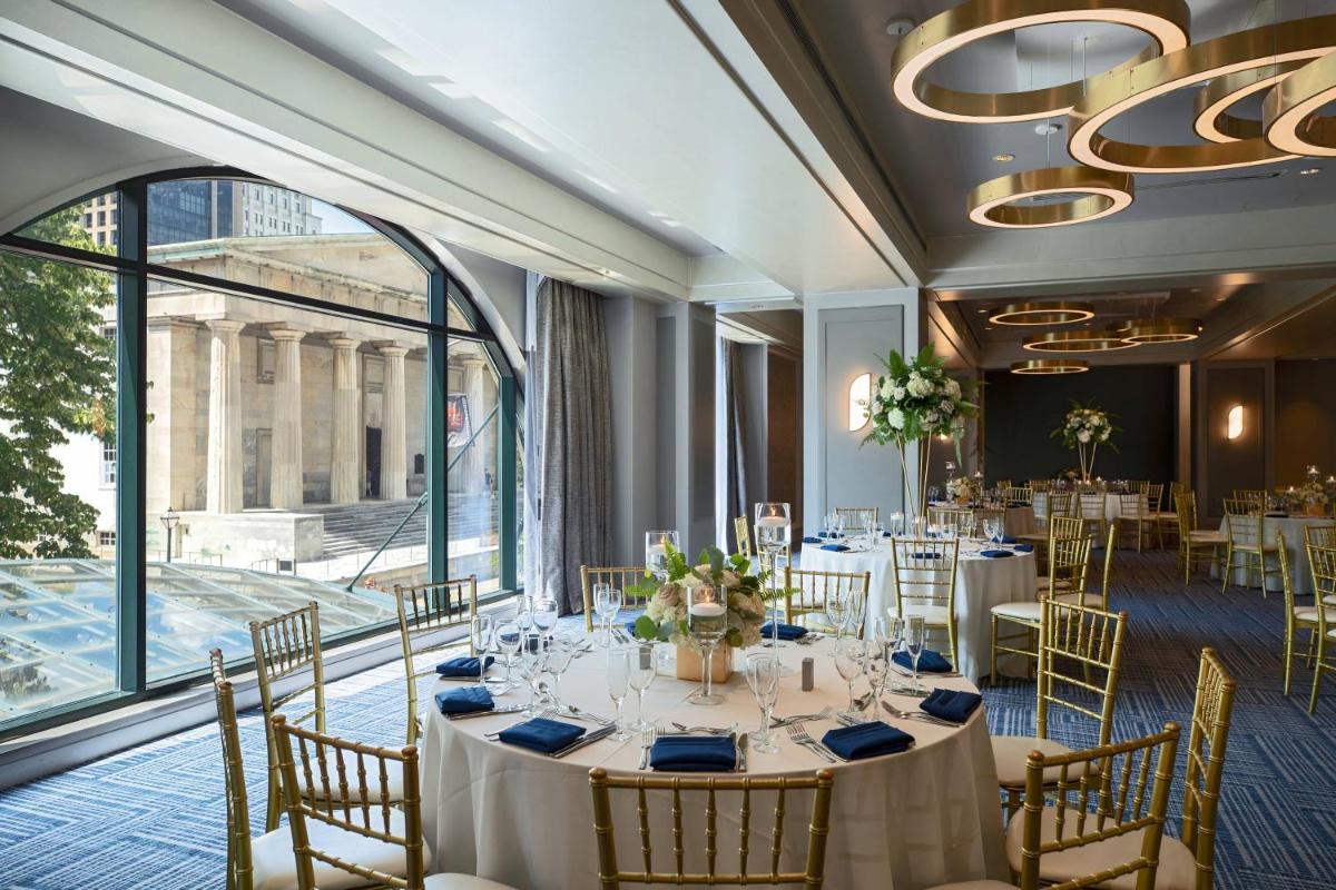 Renaissance Philadelphia Downtown Hotel - Housity
