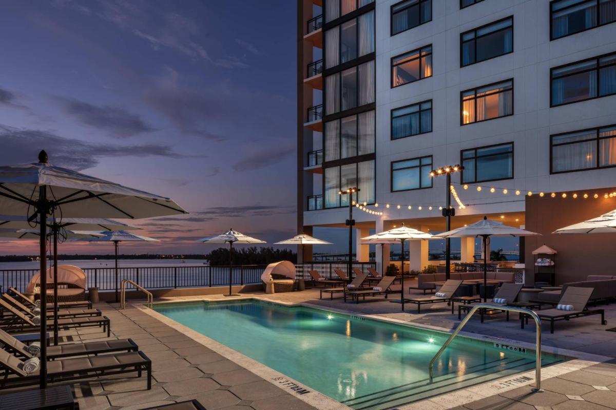 Luminary Hotel & Co., Autograph Collection - Housity