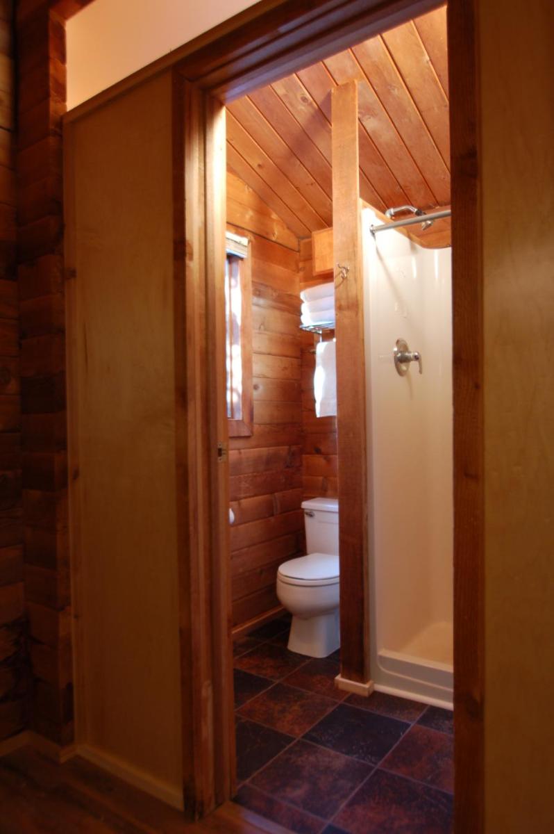 Denali Cabins - Housity