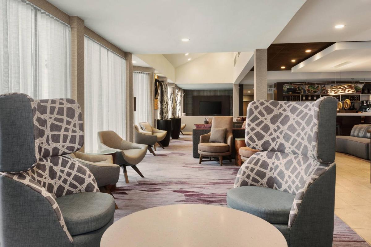 Courtyard Philadelphia Willow Grove - Housity