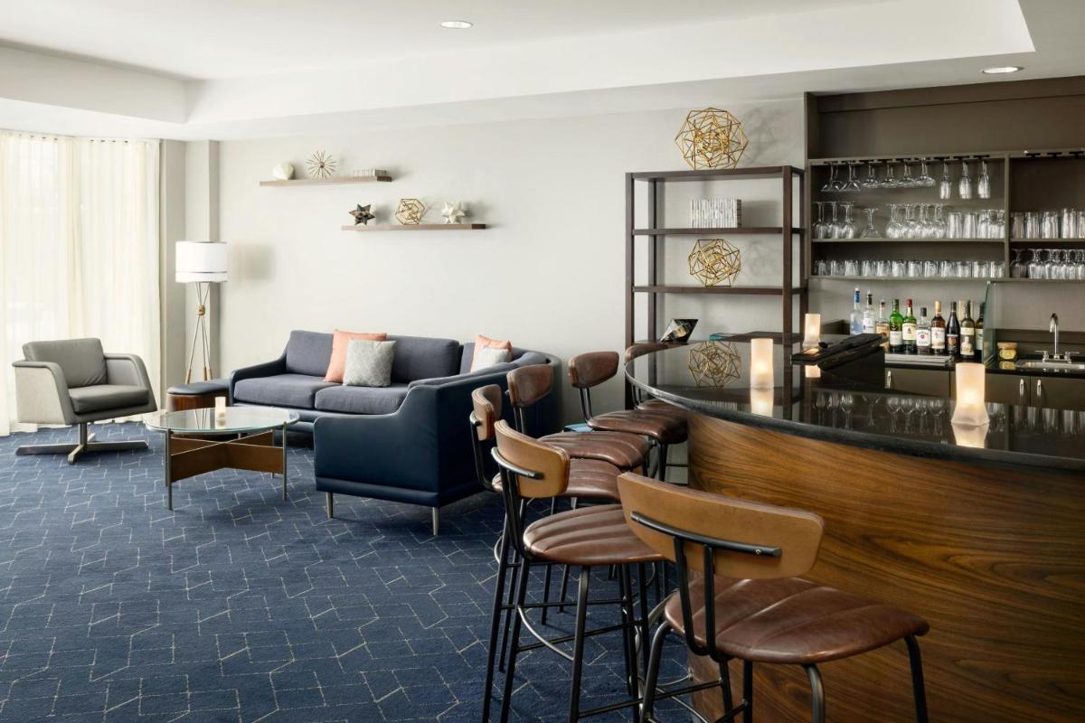 Courtyard by Marriott Concord - Housity
