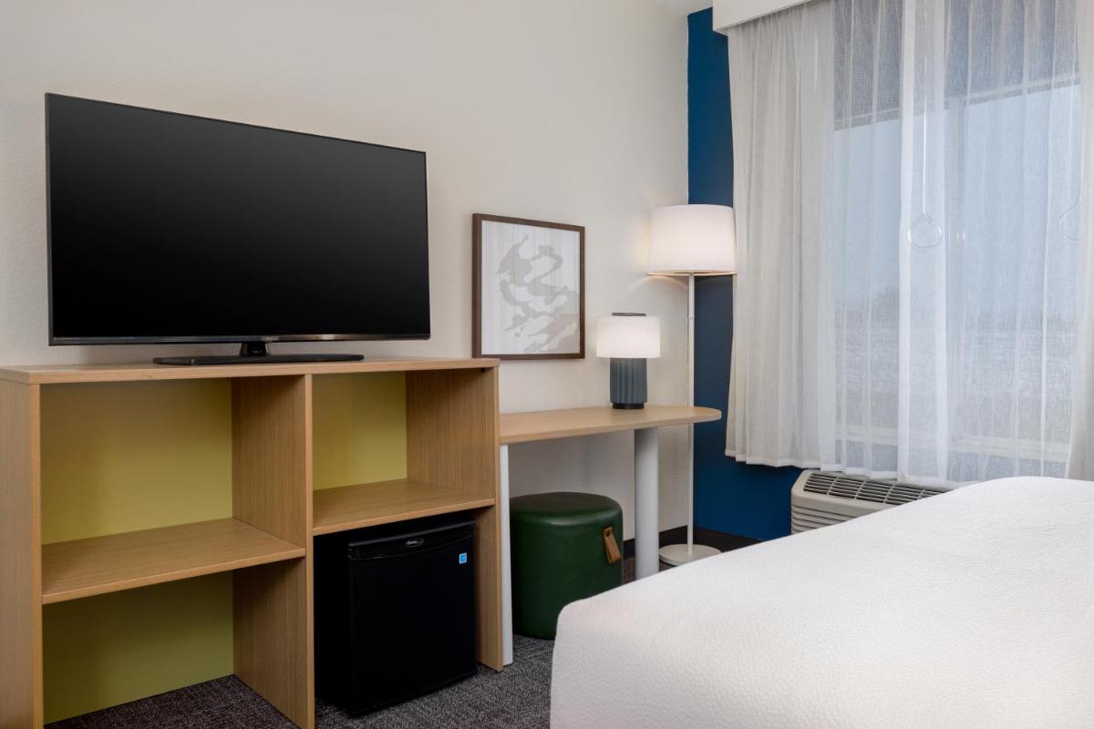 Spark By Hilton Evansville East, In - Housity