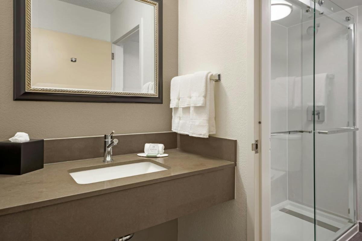 Courtyard Anaheim Buena Park - Housity