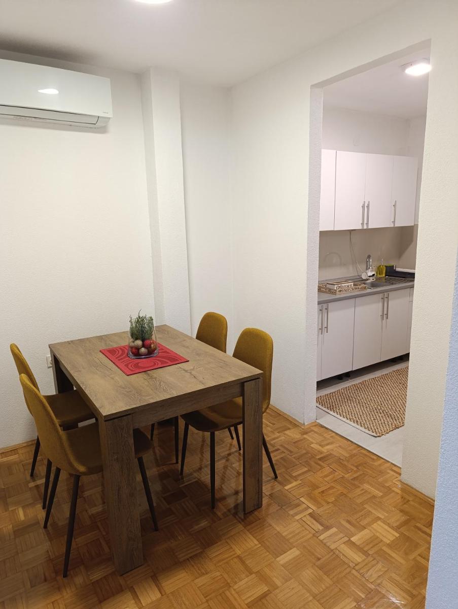 Apartman Bulevar Živinice - Housity