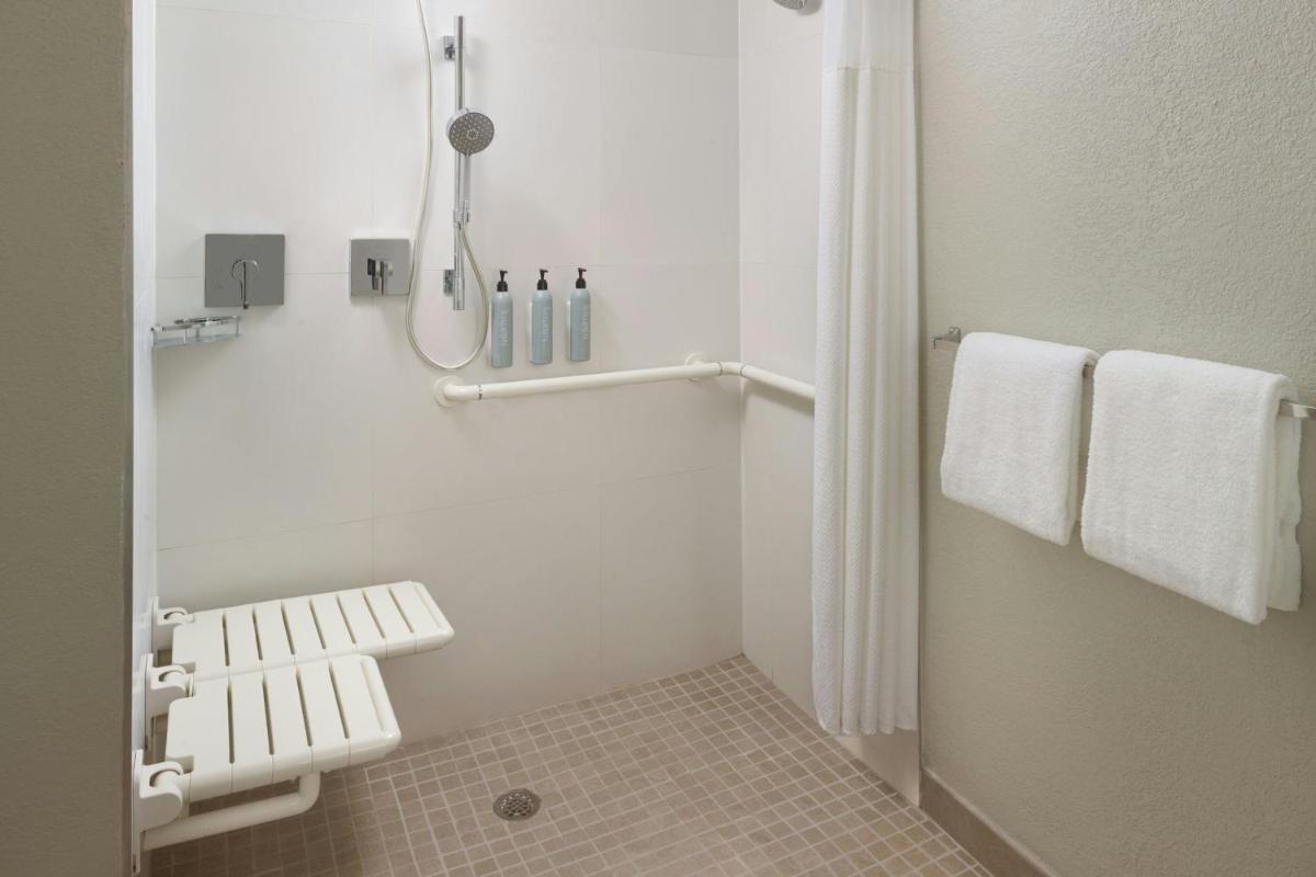Courtyard by Marriott Fort Lauderdale City of Plantation - Housity